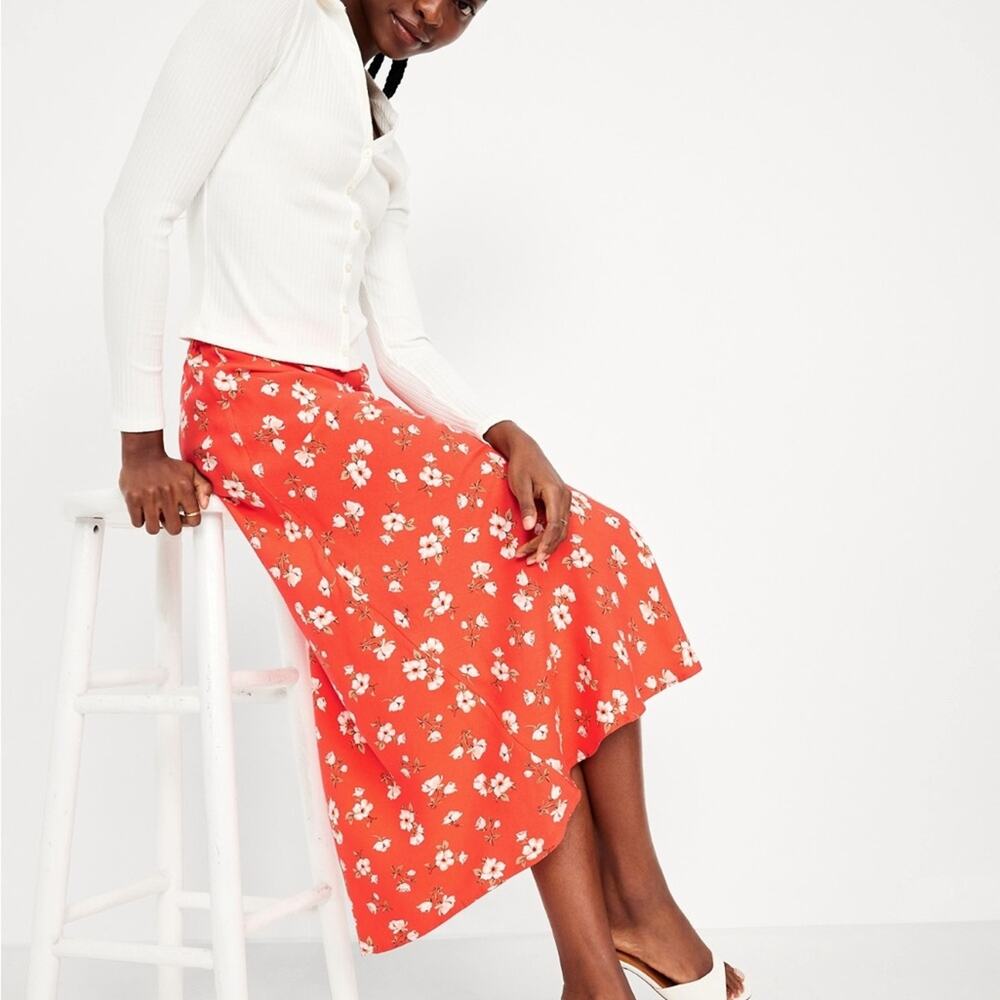 Old Navy red floral Crepe A-Line Midi Skirt - Picture 1 of 13